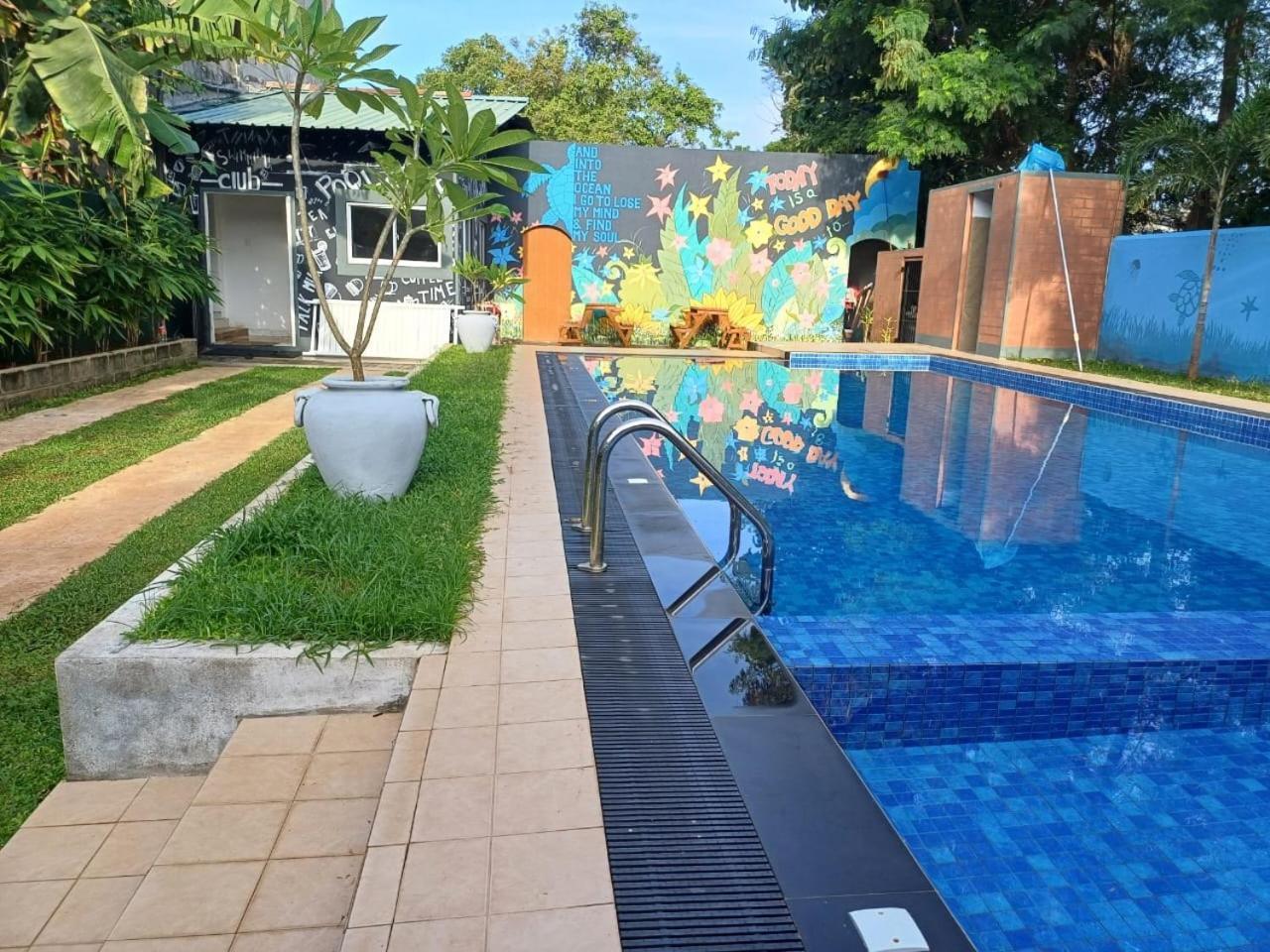 Thinaya Lake Resort أنرادابورام المظهر الخارجي الصورة