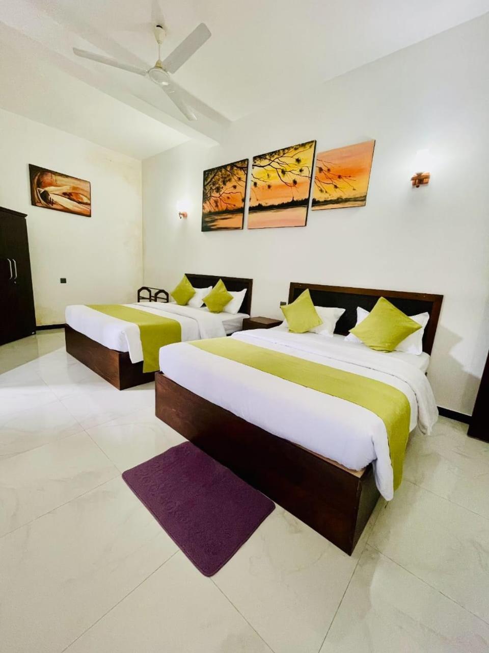 Thinaya Lake Resort أنرادابورام المظهر الخارجي الصورة